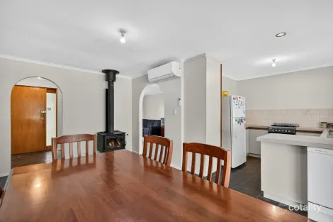 Property photo of 40 Battunga Road Meadows SA 5201