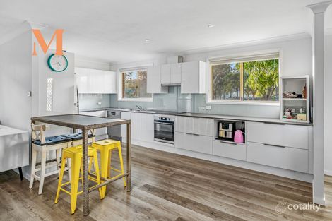 Property photo of 2 Myles Avenue Warners Bay NSW 2282