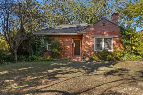 43 Mckinlay St, Narrabundah, ACT 2604