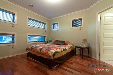 Property photo of 21 Weathertop Way Cranbourne East VIC 3977
