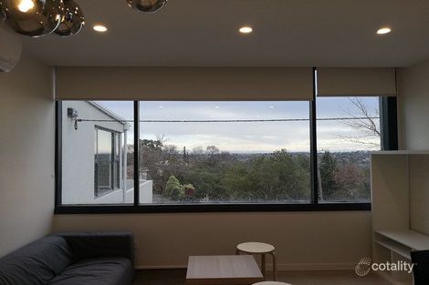 Property photo of 30 Hill Road Balwyn North VIC 3104
