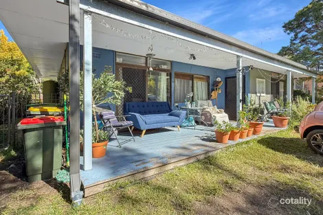 33 Hilton Rd, Springwood, NSW 2777