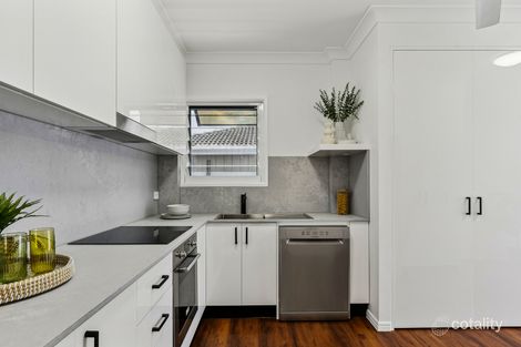 Property photo of 31 Rio Vista Boulevard Broadbeach Waters QLD 4218