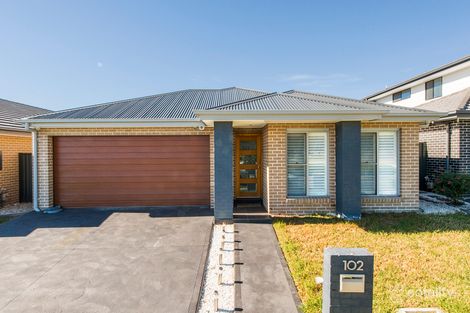 102 Jubilee Dr, Jordan Springs, NSW 2747