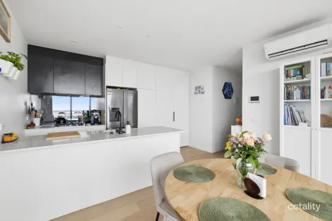 Property photo of 1104/2 Joseph Road Footscray VIC 3011