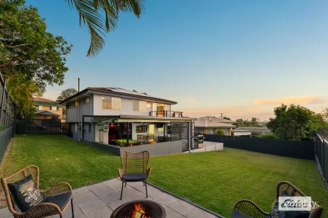 Property photo of 22 Jacqueline Avenue Springwood QLD 4127