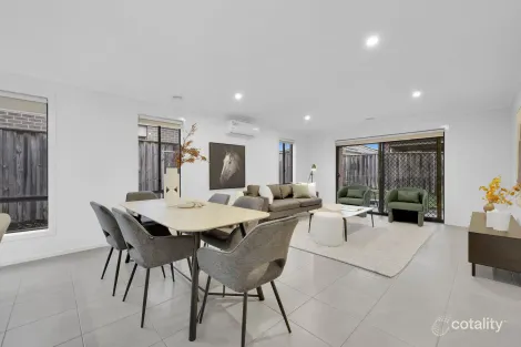 Property photo of 9 Newington Parade Mernda VIC 3754