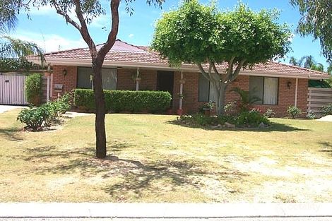 24 Redunca Way, Mirrabooka, WA 6061