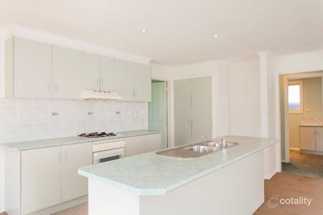 Property photo of 22 Hollows Court Grovedale VIC 3216