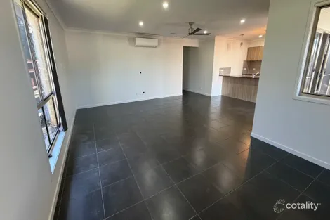 Property photo of 16 Wright Crescent Flinders View QLD 4305