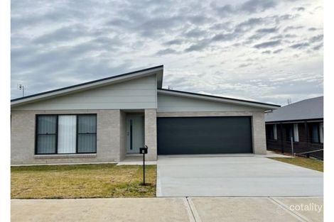 8 Kestral St, Moore Creek, NSW 2340