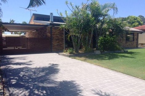 11 Homebush Dr, Regents Park, QLD 4118