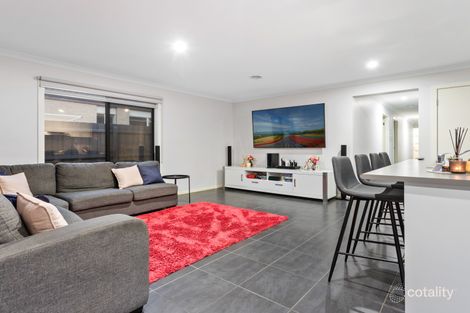 Property photo of 32 The Glade Hampton Park VIC 3976