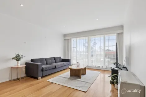 Property photo of 52 Excelsior Drive Frankston North VIC 3200