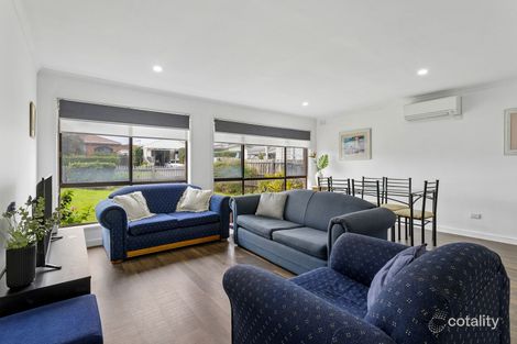 Property photo of 16 Third Avenue Rosebud VIC 3939
