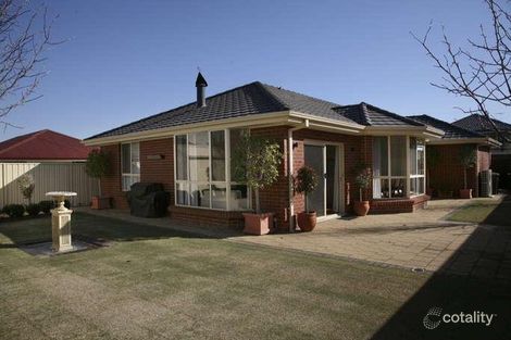 Property photo of 24 Lakeside Circuit Northgate SA 5085