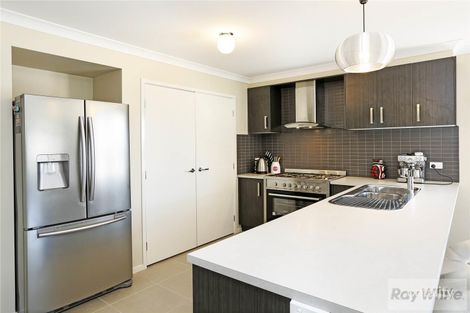 Property photo of 11 Musk Duck Court Lara VIC 3212