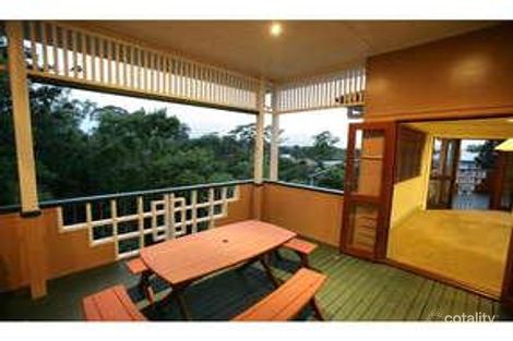 Property photo of 20 Instow Street Yeronga QLD 4104
