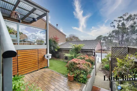 Property photo of 70 Hallen Close Phillip ACT 2606