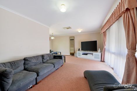 Property photo of 16 Firetail Court Carrum Downs VIC 3201