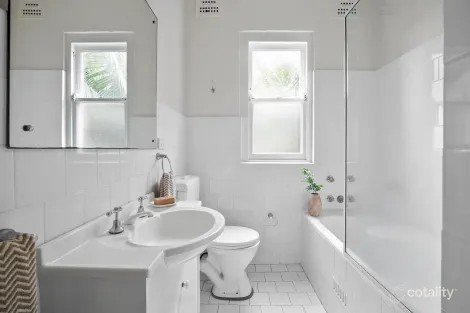 Property photo of 3/3 Parkview Road Fairlight NSW 2094