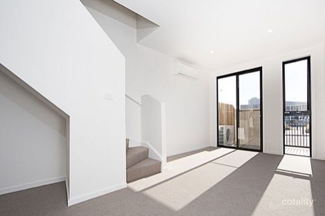 Property photo of 135 Easty Street Phillip ACT 2606
