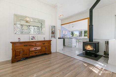 Property photo of 139 Mountjoy Terrace Manly QLD 4179