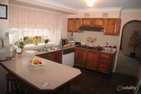 Property photo of 19 Gunn Place St Helens Park NSW 2560