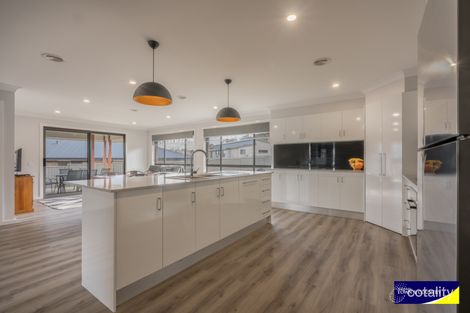 Property photo of 6 Peterson Drive Armidale NSW 2350