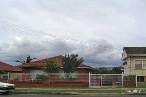 68 Weringa Ave, Lake Heights, NSW 2502