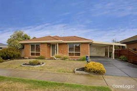 18 Trenton Pde, St Albans Park, VIC 3219
