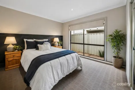 Property photo of 9 Derry Drive Yarrawonga VIC 3730