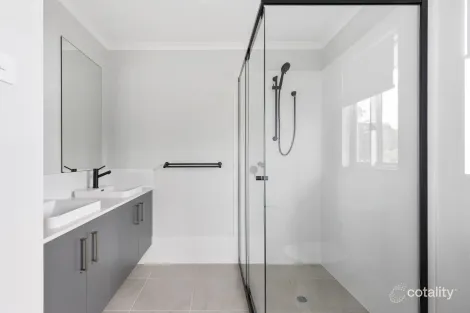 Property photo of 14 Christopher Road Lochinvar NSW 2321