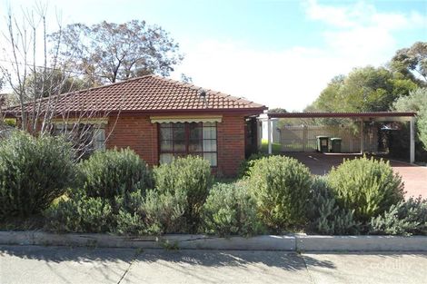 Property photo of 63 Collins Street Sunbury VIC 3429