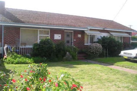 313 Hardey Rd, Cloverdale, WA 6105