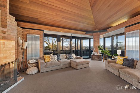 Property photo of 49 Pinnacle Crescent Bulleen VIC 3105