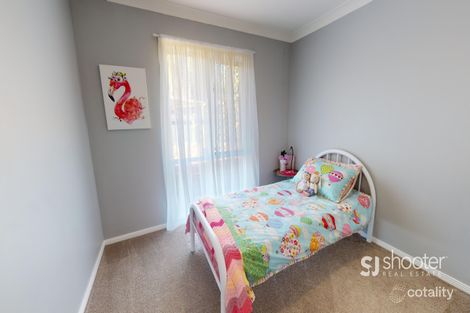 Property photo of 2 Maple Court Dubbo NSW 2830