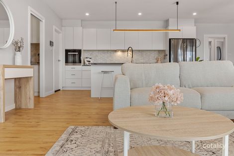 Property photo of 19 Hawke Street Googong NSW 2620