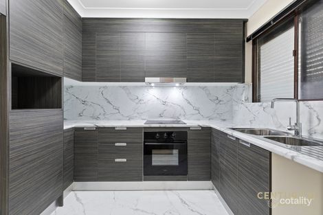 Property photo of 6/9-13 Surrey Street Minto NSW 2566