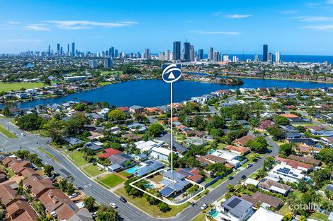 2 Koomooloo Ct, Mermaid Waters, QLD 4218