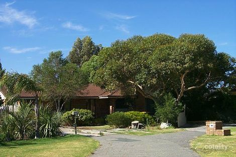 17 Lancelot Cl, Camillo, WA 6111