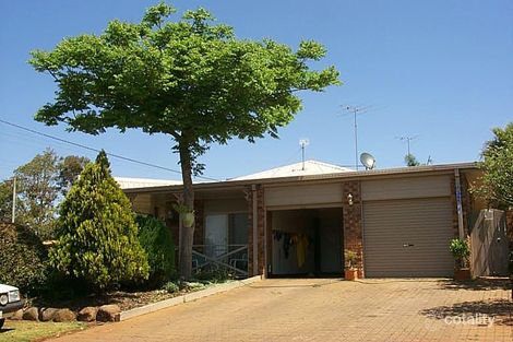 2 Greenwood Ct, Darling Heights, QLD 4350