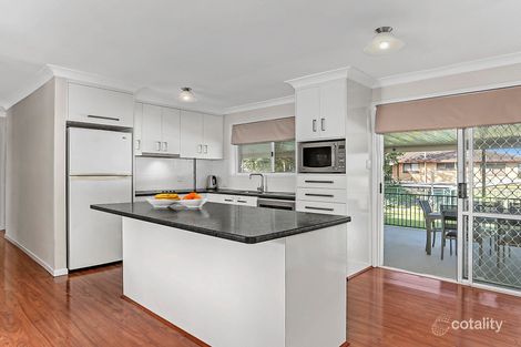 11 Lark St, Birkdale, QLD 4159
