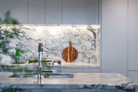 Property photo of 304/801 Whitehorse Road Mont Albert VIC 3127