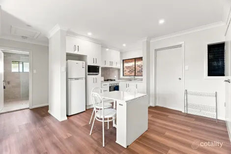 7/5 Bowen St, Huskisson, NSW 2540