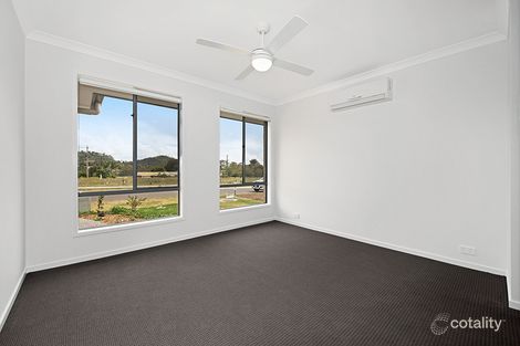 6a Shelby St, Glenvale, QLD 4350