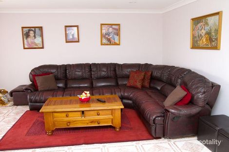 Property photo of 9 Ara Place Hinchinbrook NSW 2168