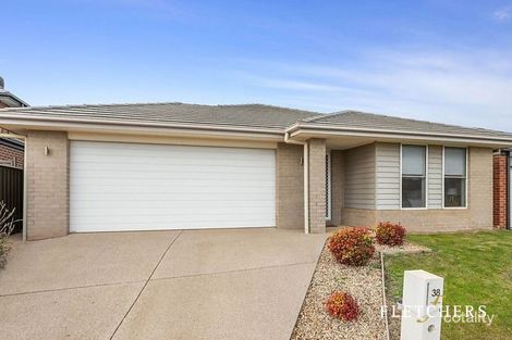 Property photo of 38 Marble Drive Cobblebank VIC 3338