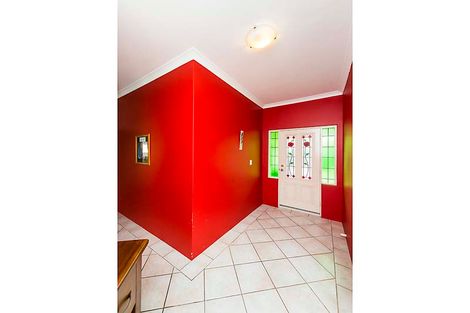 Property photo of 5 Jingella Mews Viveash WA 6056