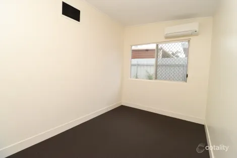 Property photo of 2/192 Camooweal Street Menzies QLD 4825